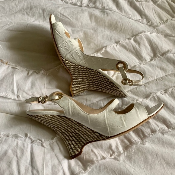 Giorgio Armani - Picture 1 of 3